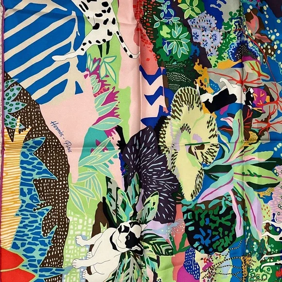 SOLD Hermes 90x90 cm multiple color - Picture 4 of 5